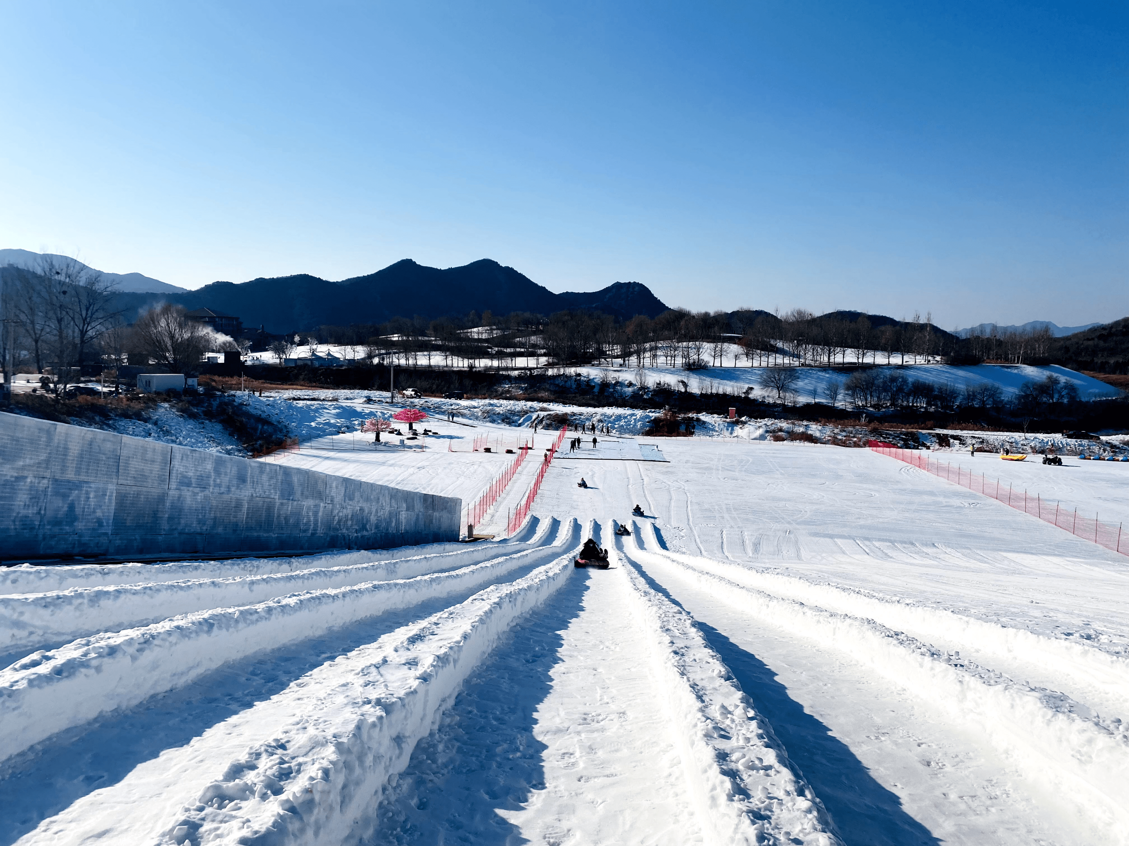 金海湖冰雪嘉年华图片