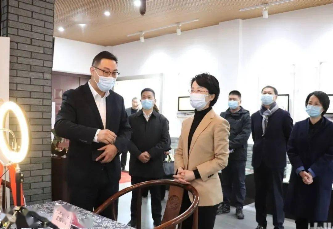 12月15日,市委常委,宣传部部长金彦来到余姚市阳明街道人大代表联络站