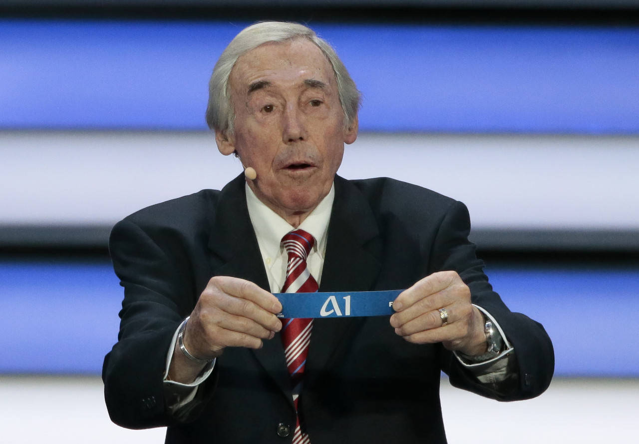 扑出贝利头球被命名为"班克斯扑救"_世界杯_享年_戈登