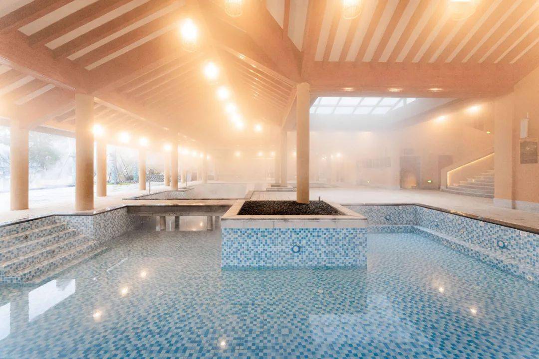 奔赴武汉后花园,在龙佑湖畔温泉遇见最美冬日_赤壁_鱼肉_美味