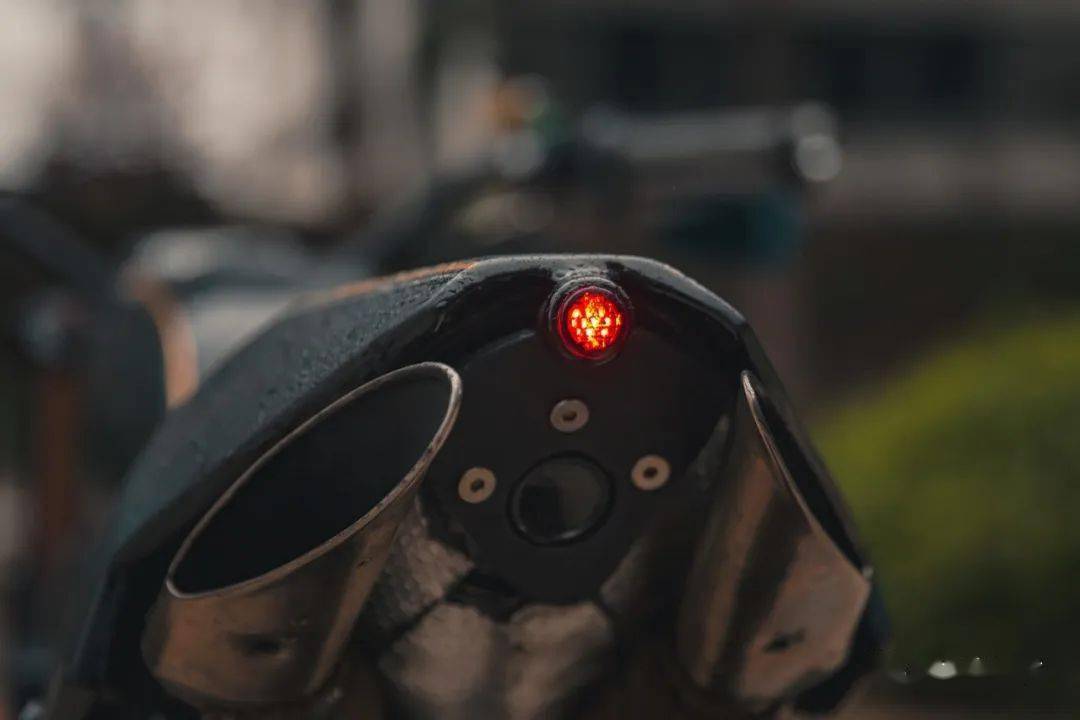 不常见改装：Harley-Davidson 883 tracker | 每日一车_搜狐汽车_搜狐网