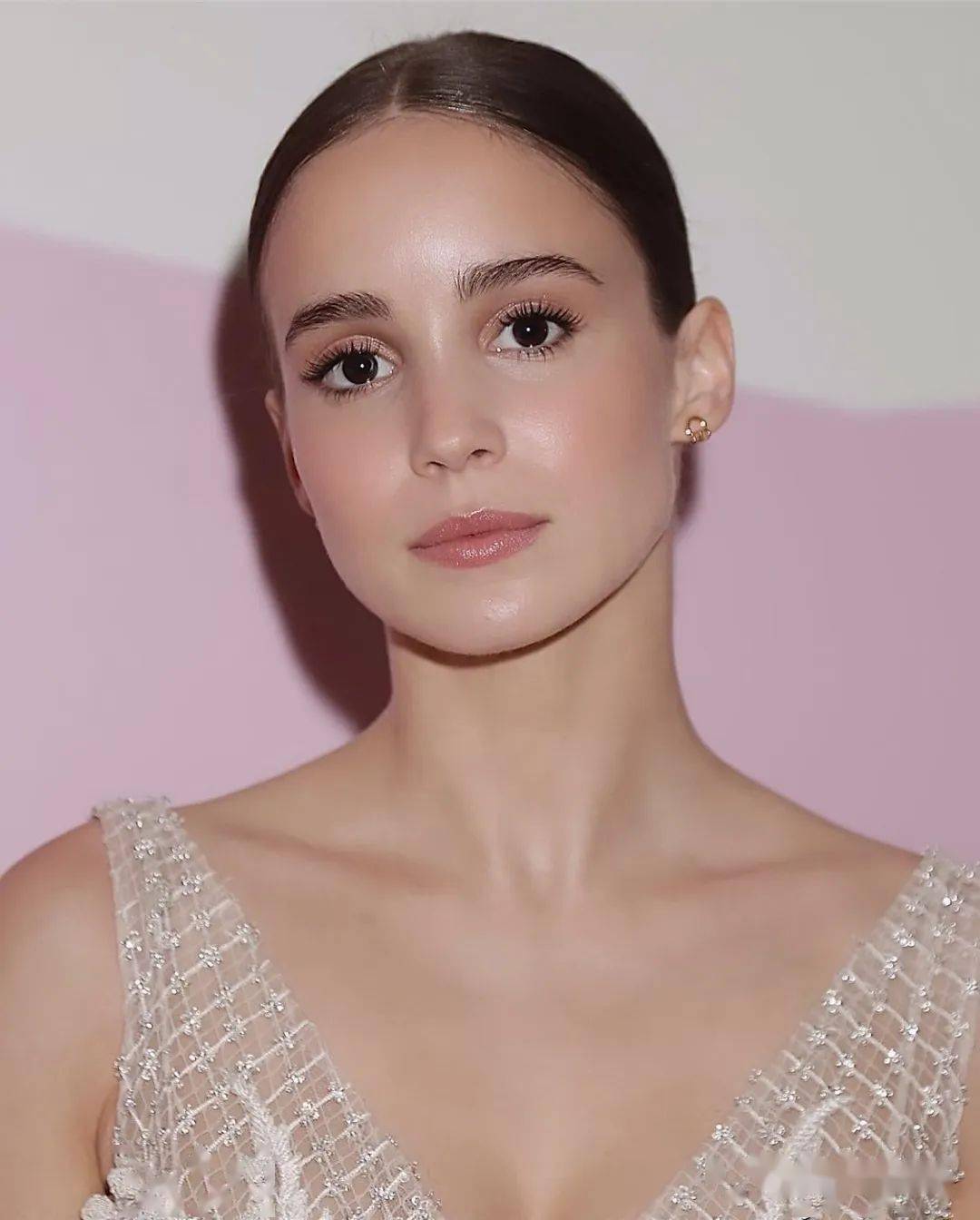 这一波高甜!_chris_alba_朋友