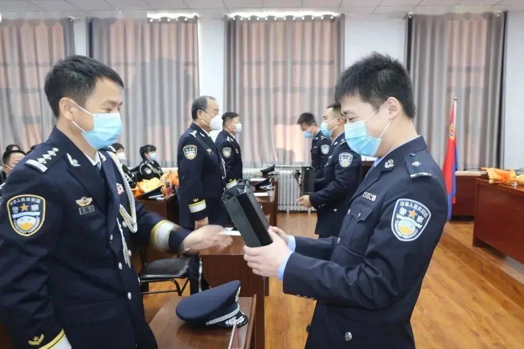 【你好,警察节】扎兰屯监狱举行民警荣誉退休,新警入警宣誓仪式