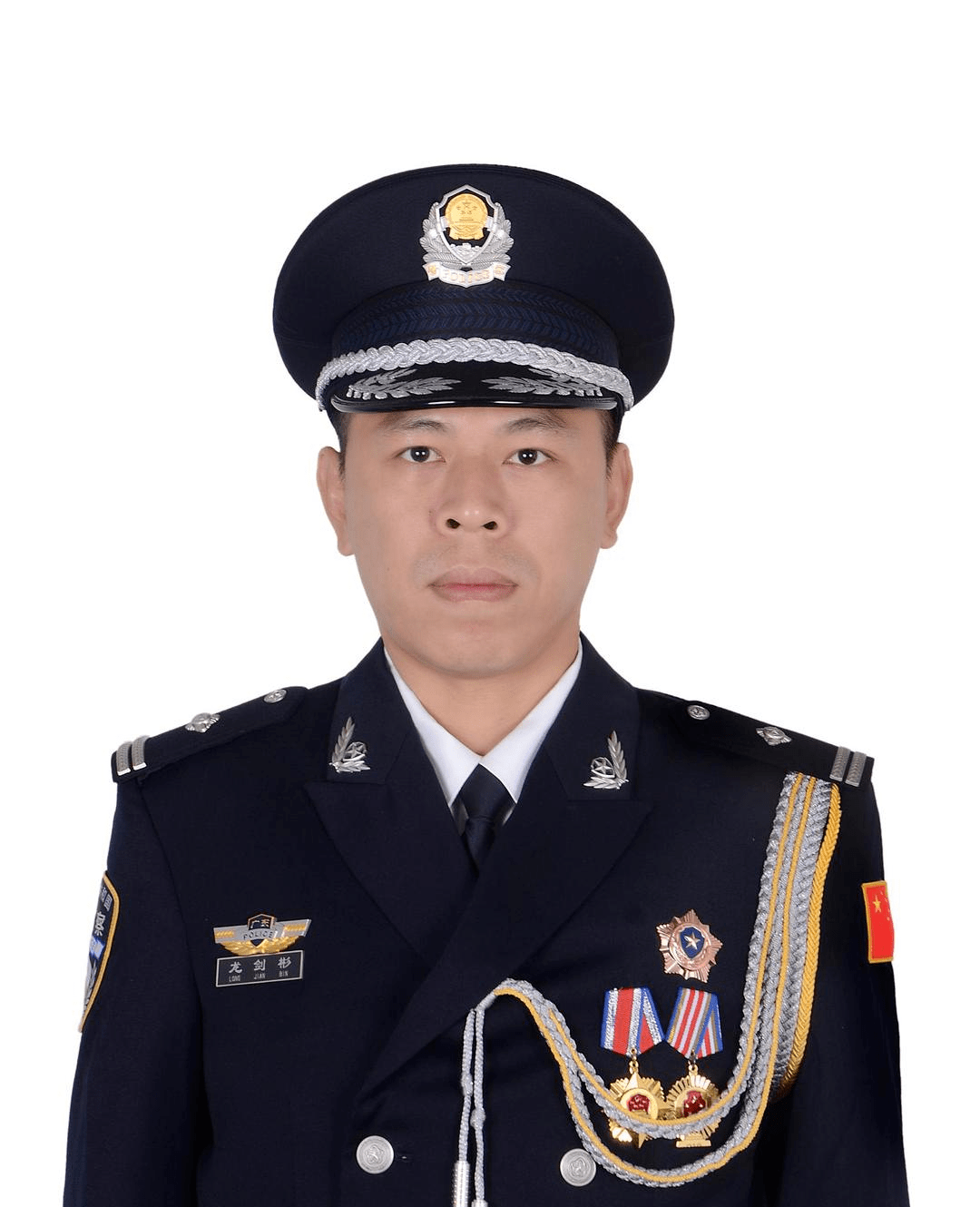 麻园派出所民警 石生泉