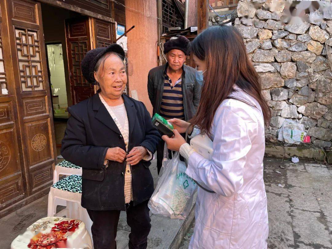 新春走基层 水城区海坪街道办事处卫生院:中西医协同救治 全力保障