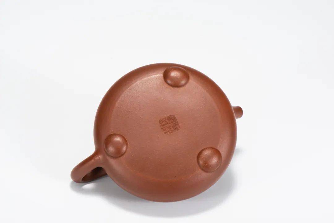 ╡紫韻天成╞ 2022允臧斋秋季拍卖会紫韵天成紫砂艺术专场 — 钱程制