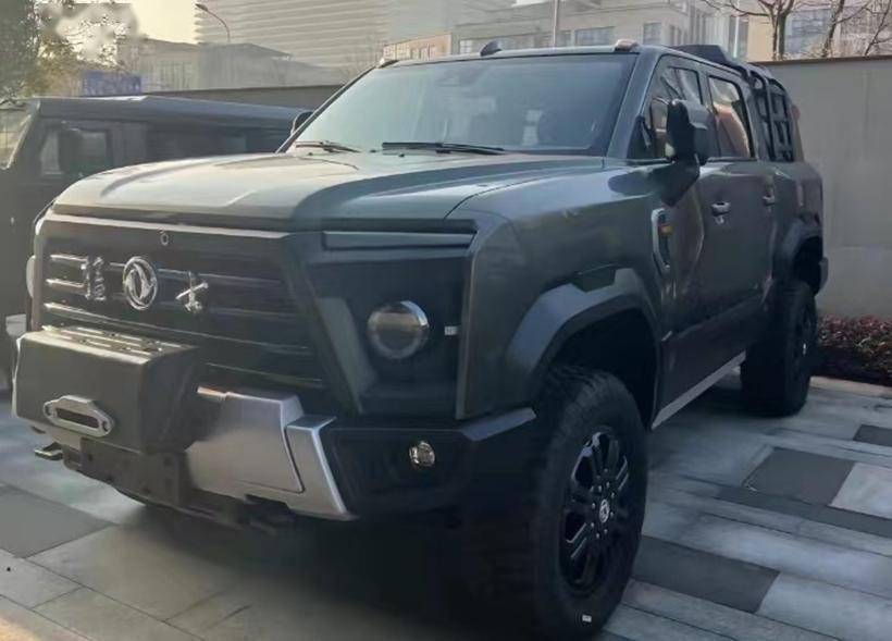 2024东风猛士m50亮相,国产越野"急先锋",6.