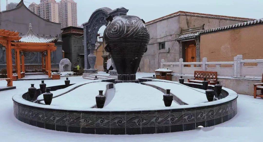 一场雪,临夏的八坊十三巷美哭了_雪花_诗意_白色