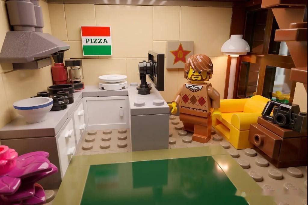 乐高ideas车站投稿,细节超丰富!但感觉还是悬呀