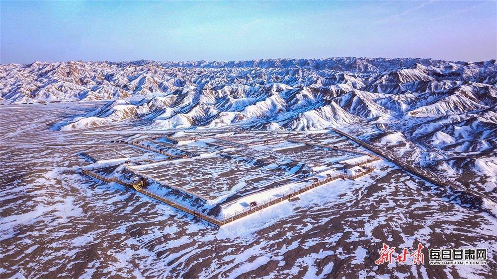 雪后敦煌悬泉置遗址 尽显沉寂苍莽之美