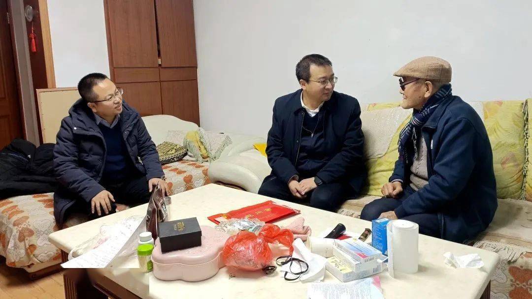 王虎春节前夕开展走访慰问活动_祝福_临洮_救援