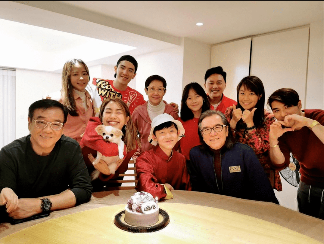 tvb女星庆37岁生日!尔冬升,姜大卫出席!