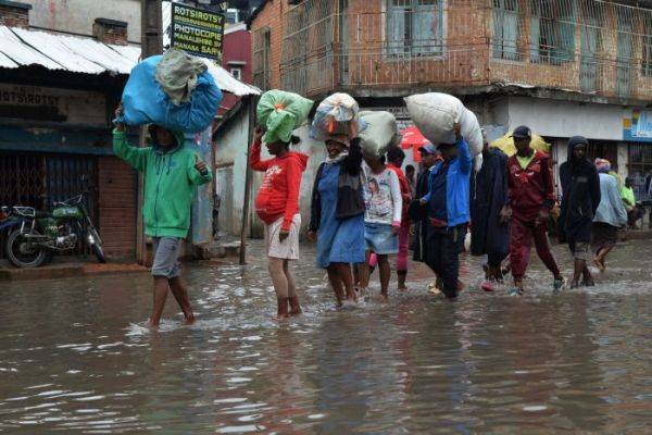 法媒：马达加斯加风暴死亡人数升至22人