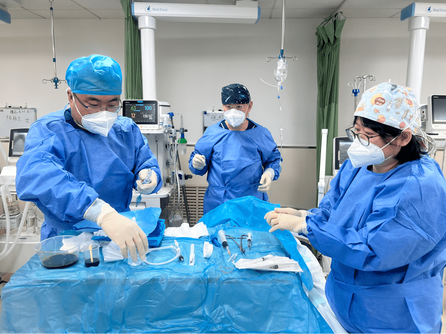 黑龙江省第二医院重症医学科成功开展微创经皮气管切开术_患者_手术_时间
