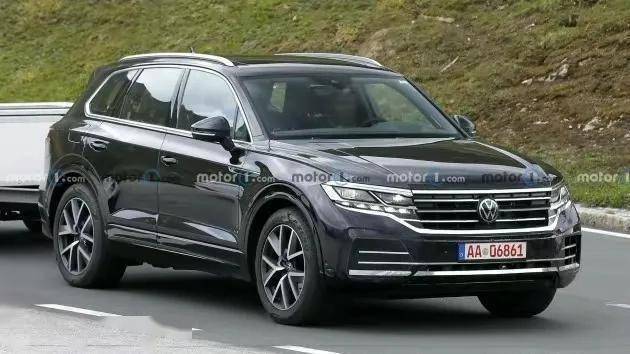 新款大众途锐海外版曝光!外观撞脸途观l,搭载3.