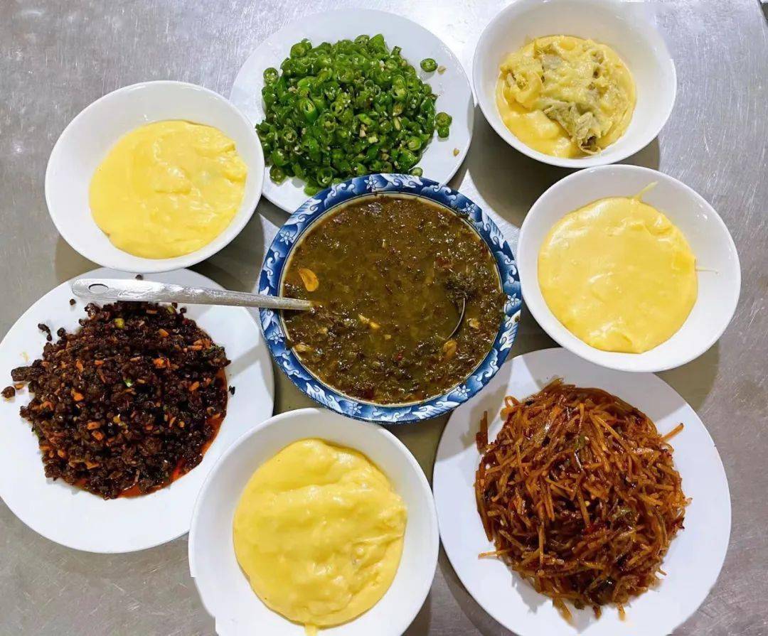 吃遍成县美食!1天16个小时不重样～_砂锅_馅料_麻花