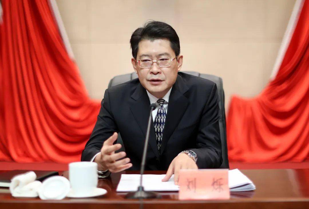 刘烁在市纪委十三届三次全会上强调 发扬彻底的自我革命精神 推进政治