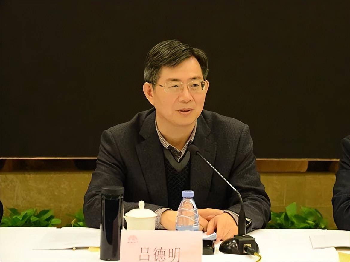 江苏省政府秘书长"换将"_吕德明_宿迁_陈建刚