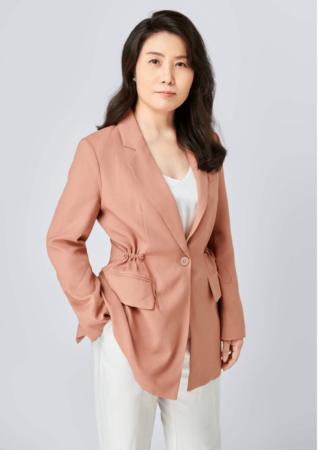 特邀二十四节气民俗专家,北京民艺非物质文化遗产研究院理事杨明霞