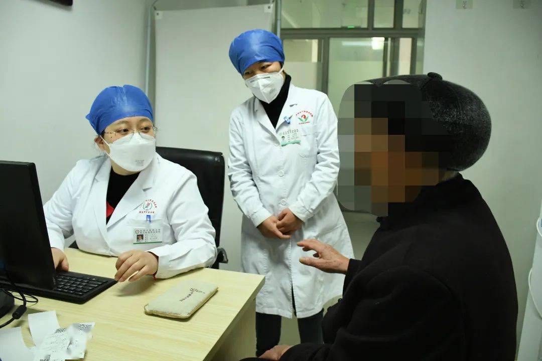 关于北京中医药大学东方医院先进的医疗设备黄牛号贩子代挂的信息