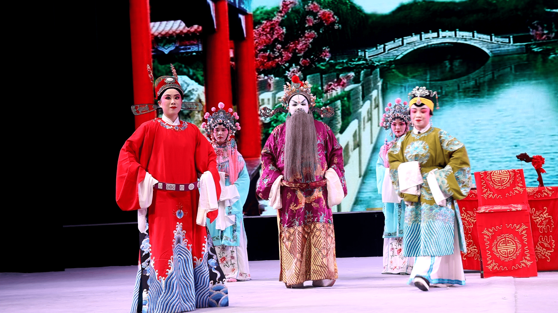 过大年,看大戏 永州市祁阳祁剧团春节期间好戏连台_孟丽君_观众_戏迷