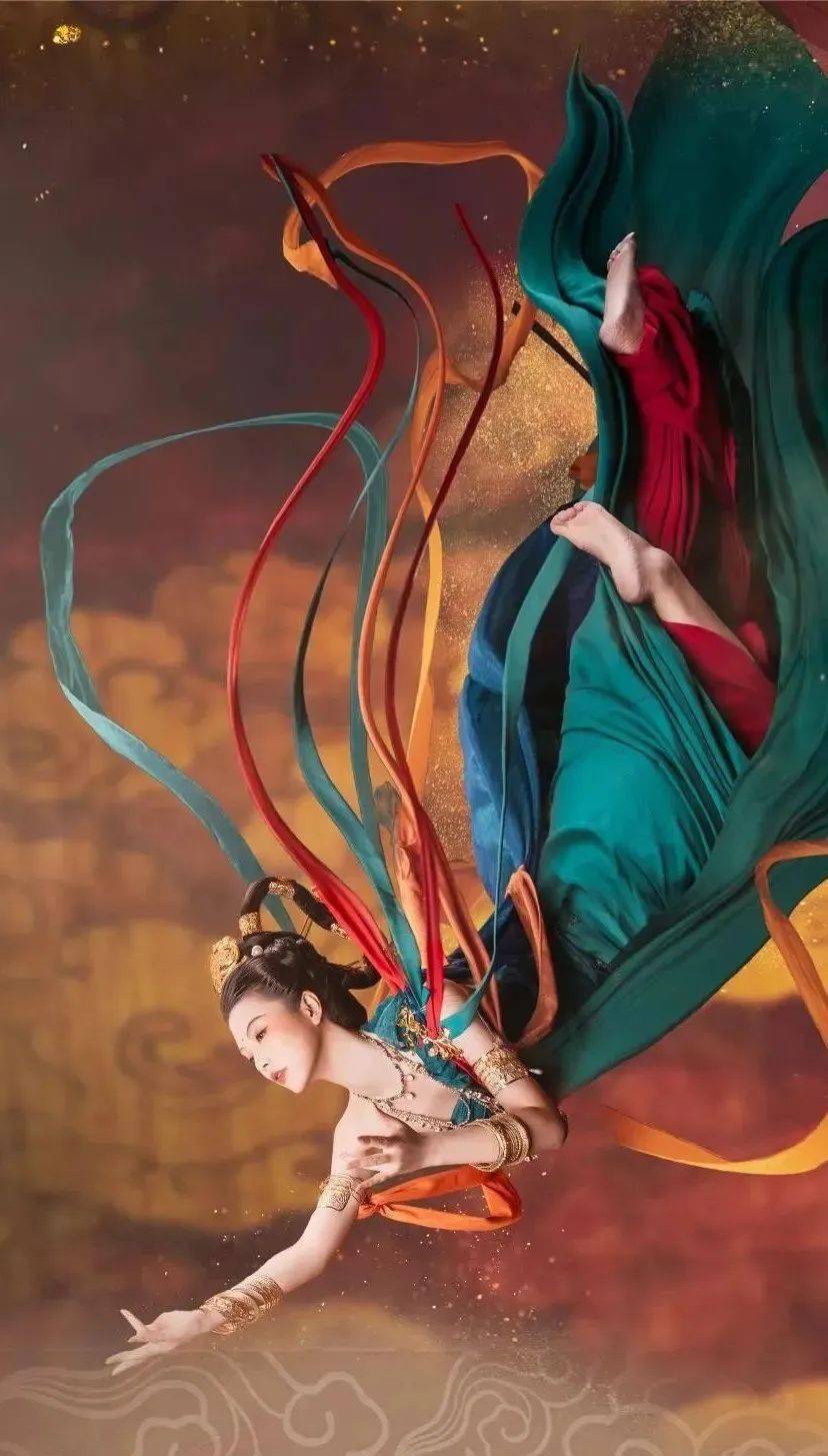 清华美女学霸cos菩萨,火出国!