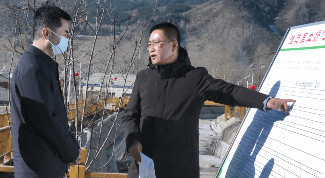 2月3日,县委副书记,县长马明旭赴东峡镇,桥头镇督导调研森林草原防