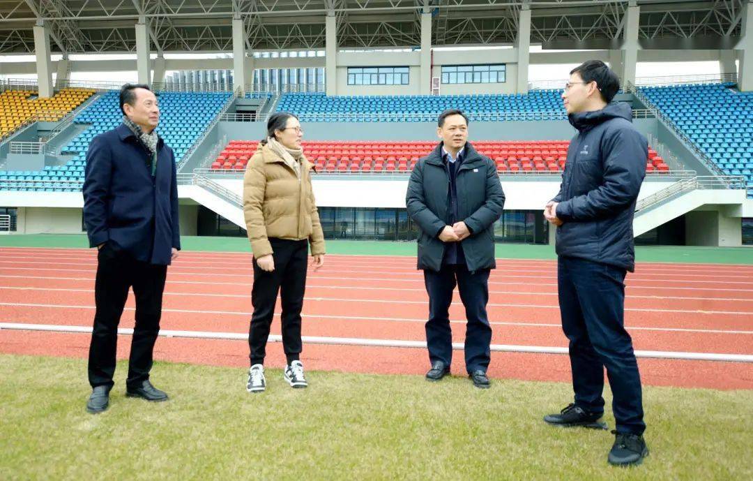 浙江省体育局副局长占旭刚一行莅临奉化调研体育工作