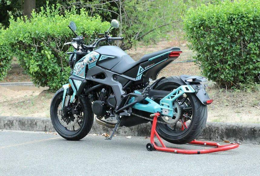 9万!这款国产700cc街车你见过吗?_搜狐汽车_搜狐网