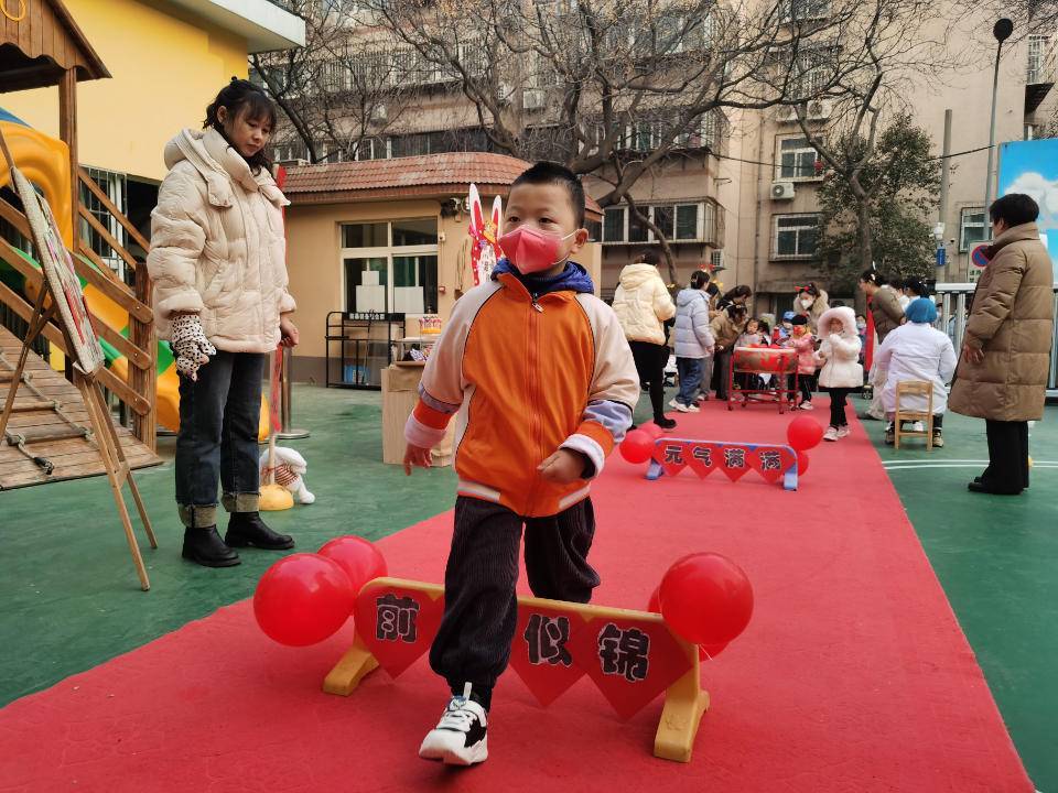 喜庆又欢乐！历下区佛山苑幼儿园宝物们开启新学期之旅