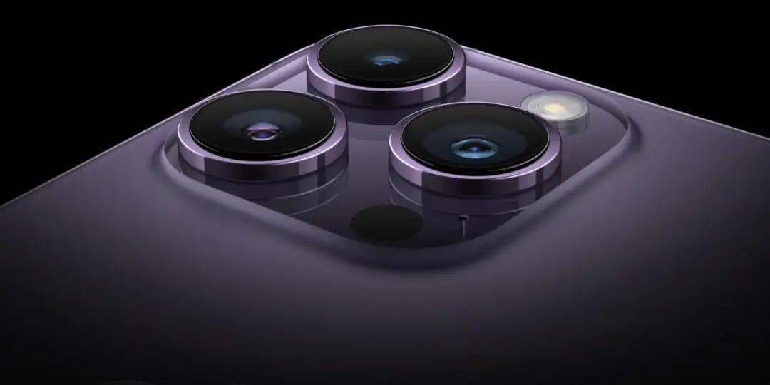 库克暗示iPhone还将继续涨价—百度版ChatGPT3月公测—小米13Ultra或将登场