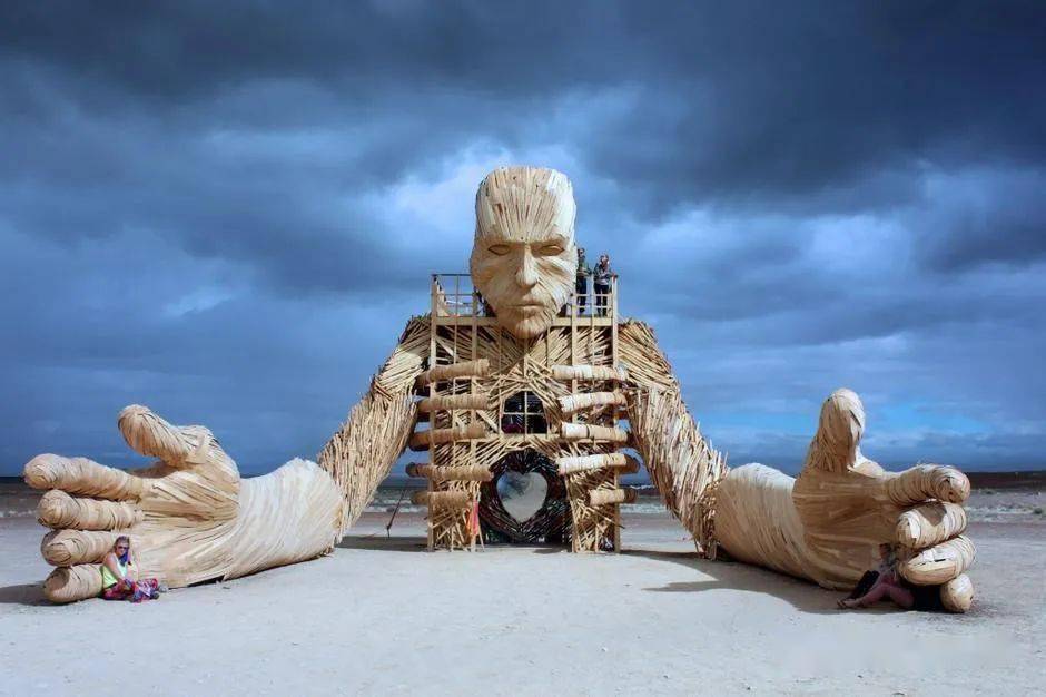 daniel popper在莫哈韦沙漠的超现实主义雕塑_作品_中国_艺术网