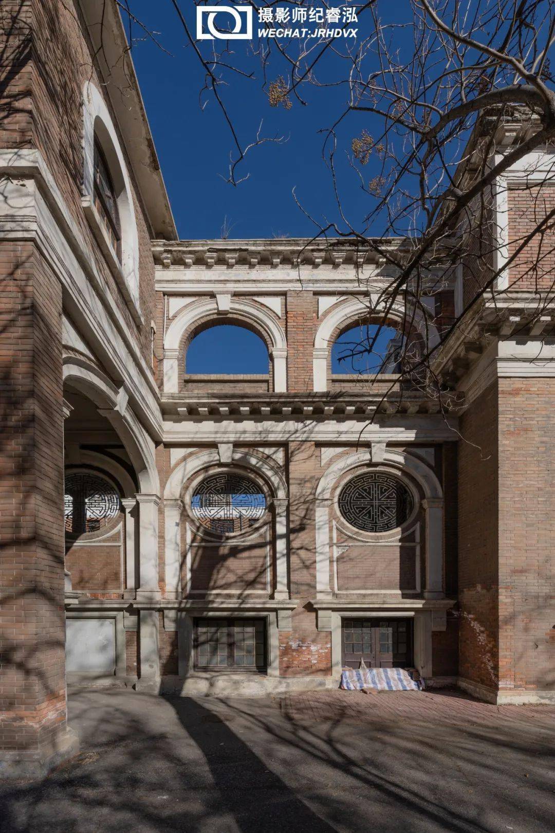 百年建筑经典-李吉甫旧居 | 摄影师纪睿泓_庭院_东西_装饰