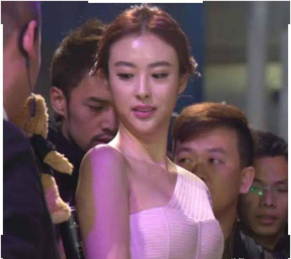 兽兽 第一车模“兽兽”遭摄影师男友报复,丑闻全网皆知,后来怎么样了?_手机搜狐网