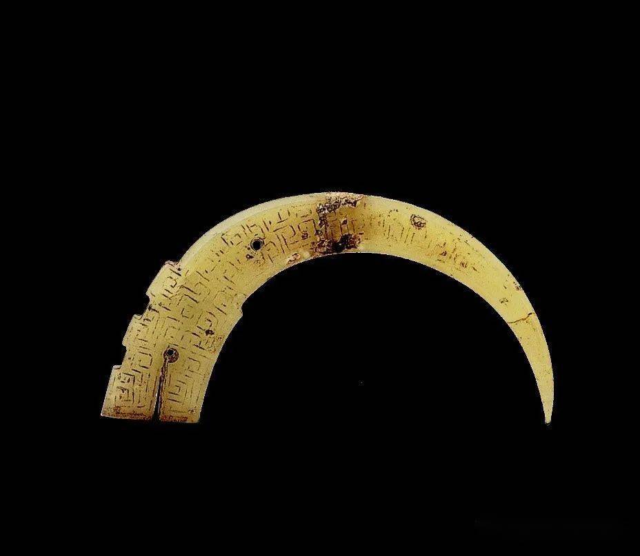 "大话文物"龙纹玉觿_长安_大唐_风华