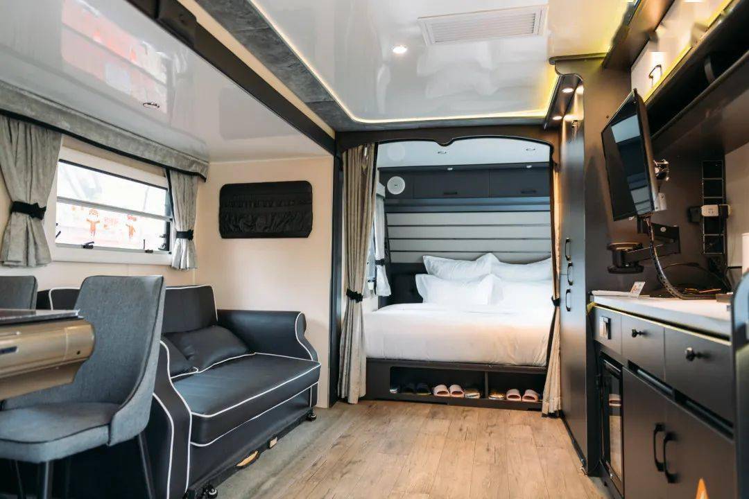 白鹿之_房间_集装箱