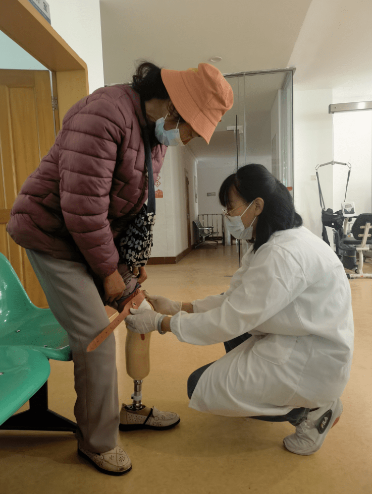 5万名残障人士的生活轨迹_假肢_服务_项目