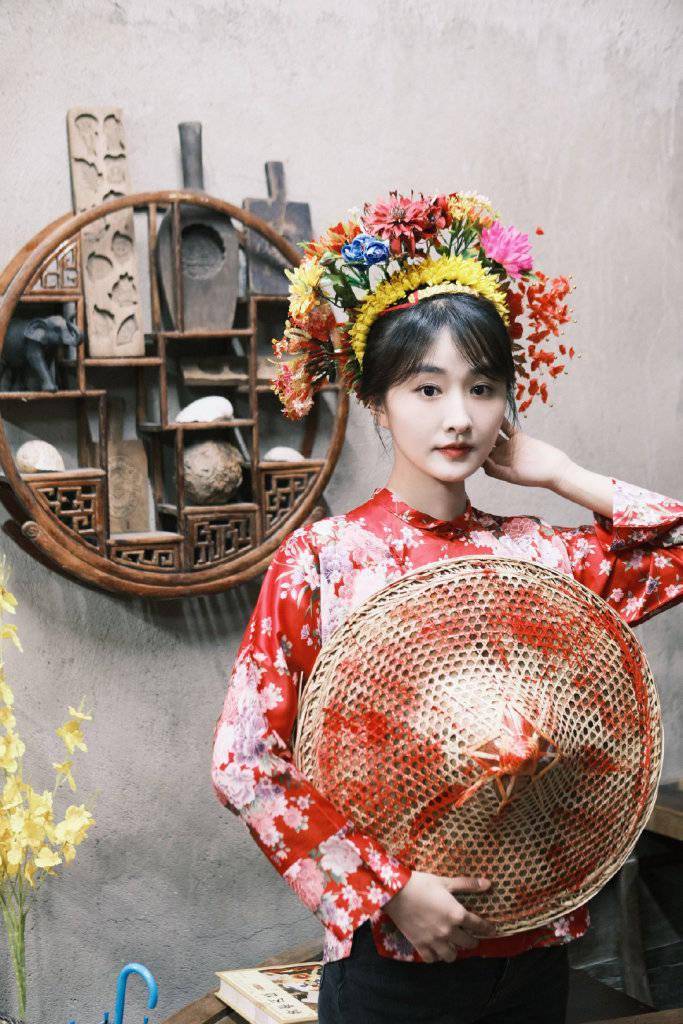 王千果发布泉州蟳埔女非遗造型写真 宣传新剧《温德瑞拉日记》_传统_