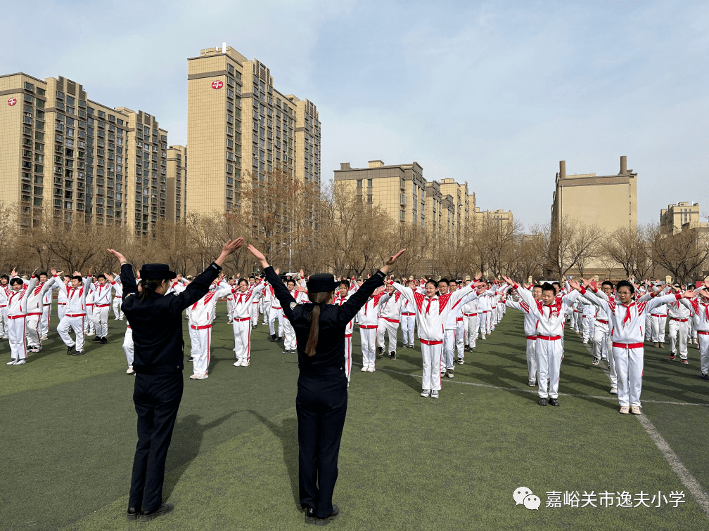 嘉峪关逸夫小学图片