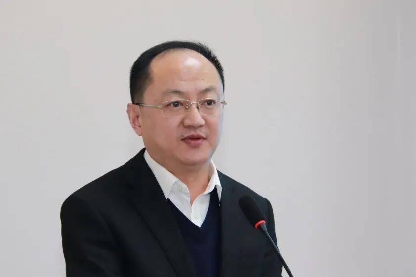 最后,平邑一中党委书记,校长王继峰发言.