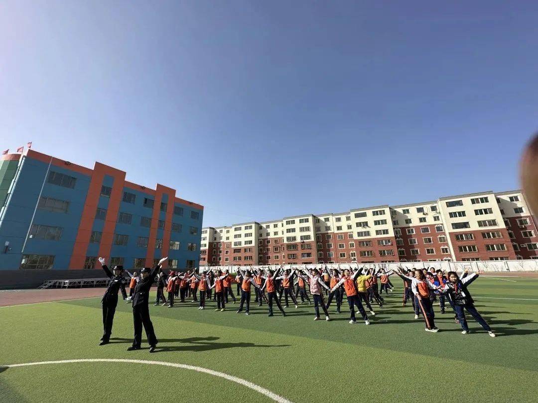 【禁毒宣传进万家】——嘉峪关市长城路小学开展禁毒开学第一课活动