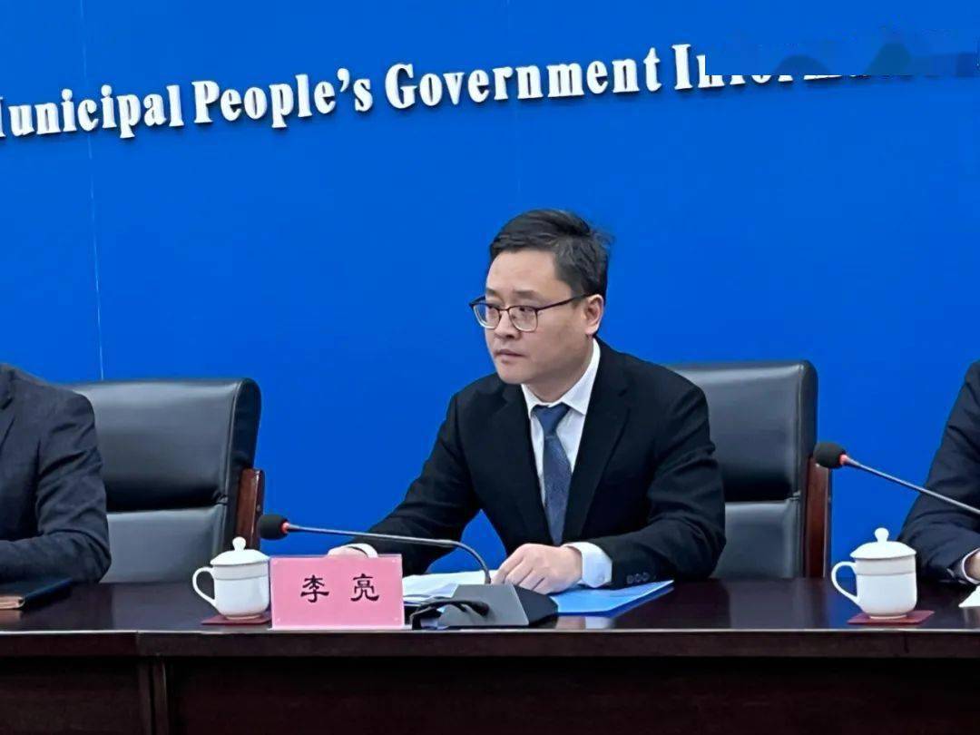 2月22日新乡市举行2022年经济社会发展成就系列新闻发布会牧野区专场