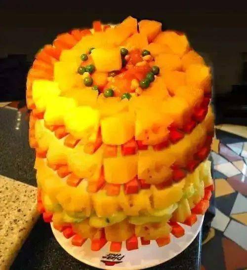 和原神联动再次翻车,必胜客真的输麻了?_沙拉_同比_水果塔