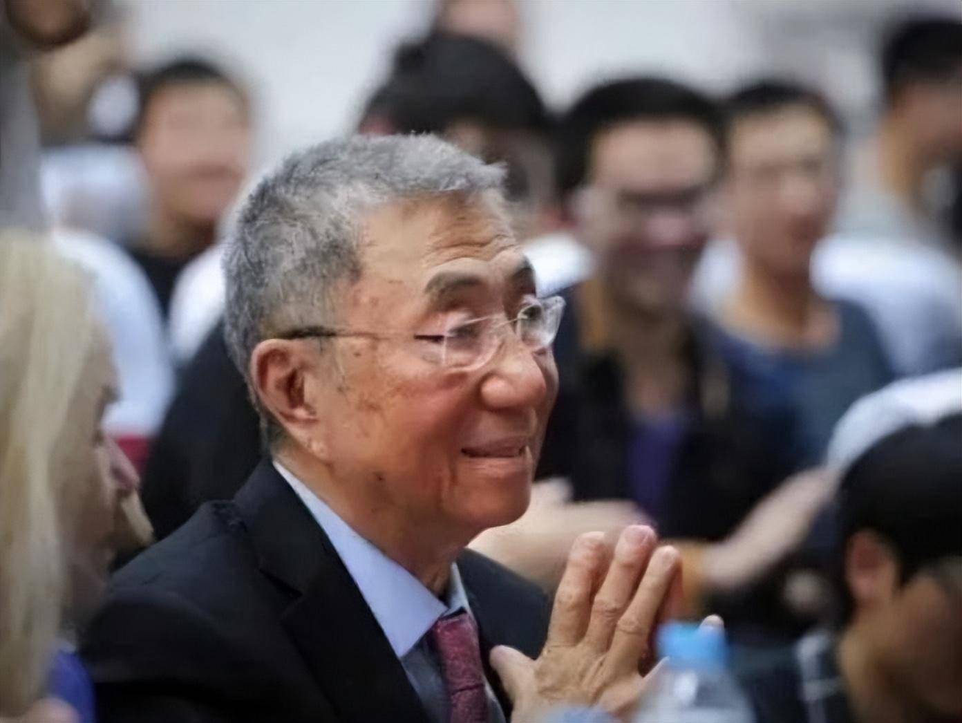 诺贝尔奖获得者丁肇中:美籍华裔,却用中文怼美国,为中国赚外汇_演讲