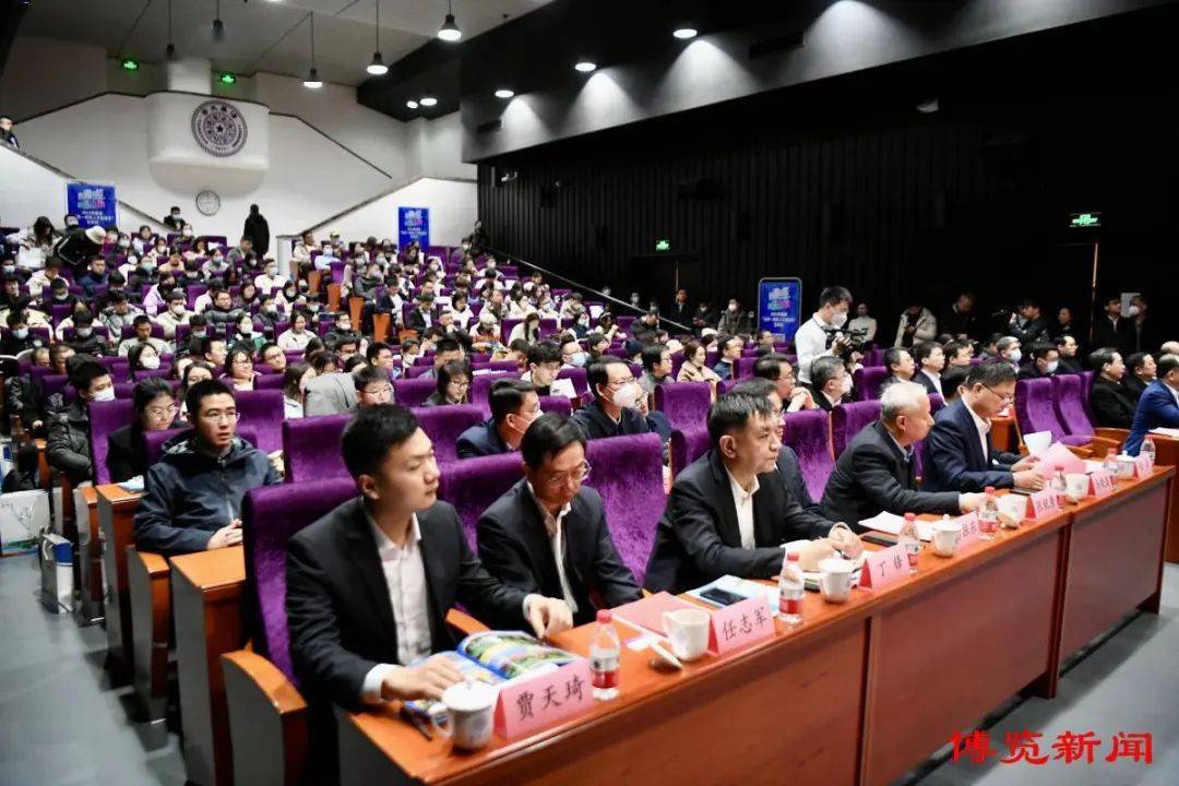 淄博市委书记马晓磊向北大,清华学子发出诚挚邀约_人才_活动_政策