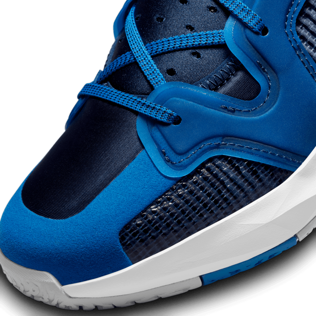 air jordan xxxvii low pf- fratemity -发售价格:1399 尺码:41 - 47.