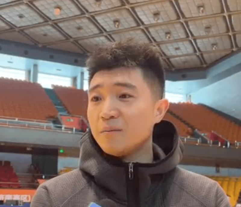 山东男篮旧将李泓翰:重回省体依然倍感亲切,比赛会全力以赴_球员_四川