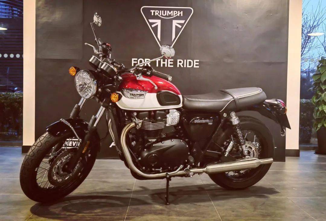 精品中古车——triumph bonneville t100 & thruxton rs_搜狐汽车