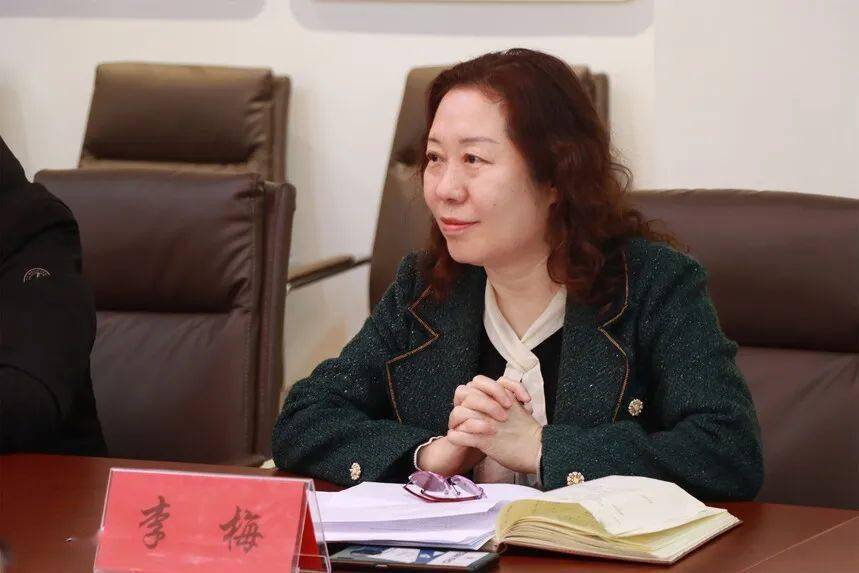 外国语学校_课程_李梅