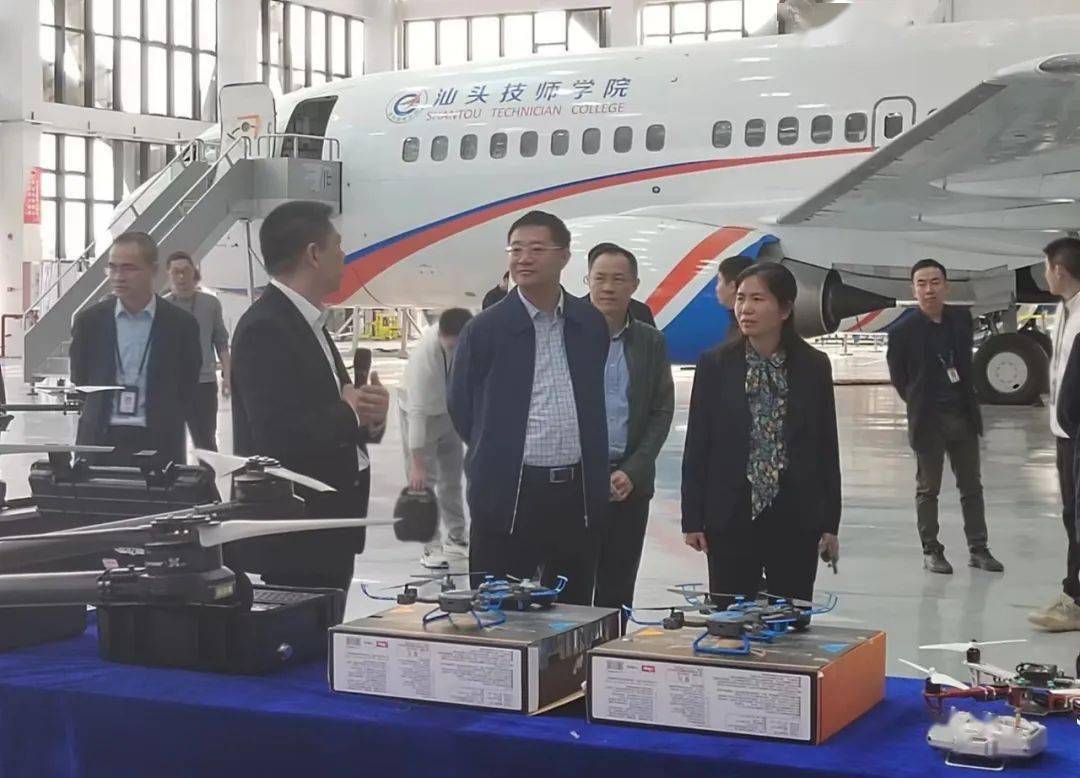许剑芒副市长带队到汕头技师学院,粤东技师学院开展学习交流活动_培训